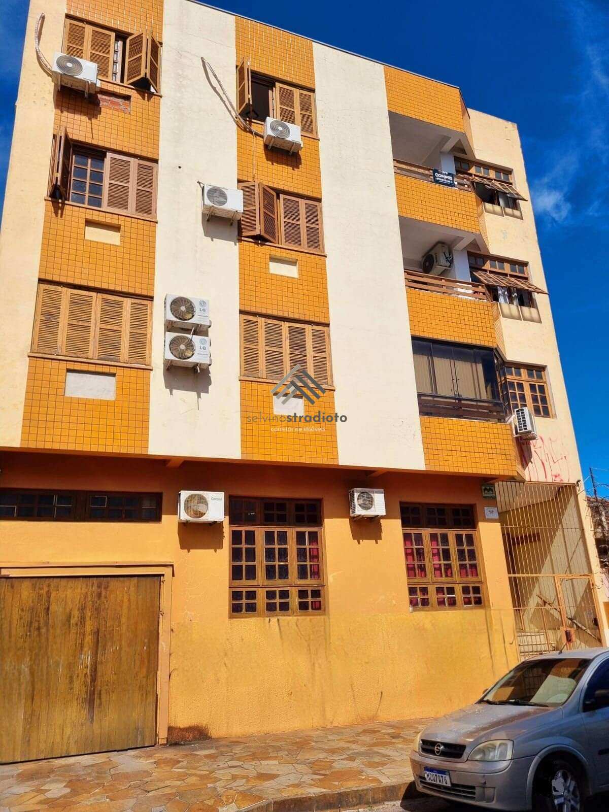 Apartamento à venda em Santa Maria, Centro, com 3 quartos, 84,00m²