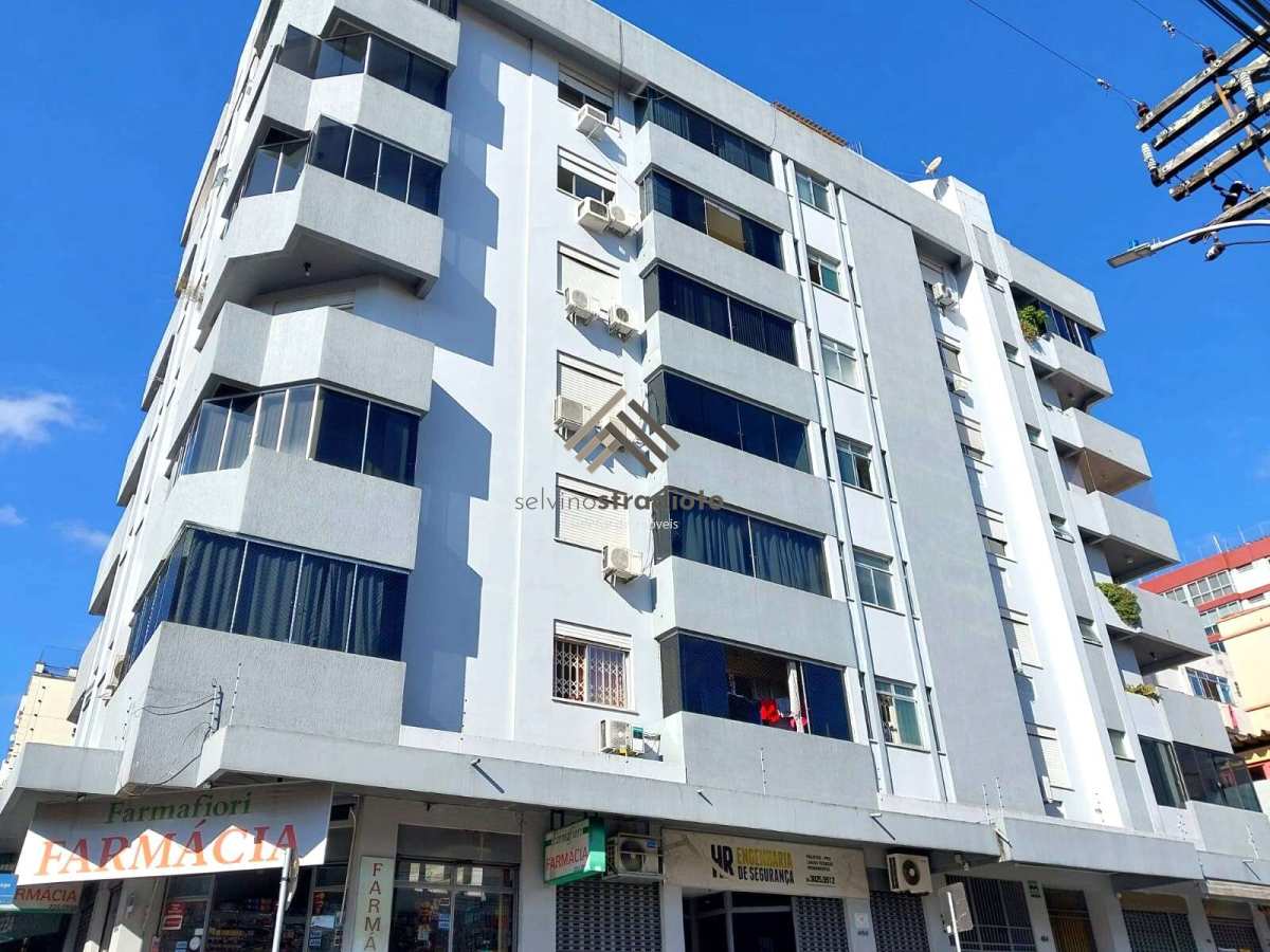 Cobertura à venda, no Ed. Mont Blanc, com 2 quartos, 120m²